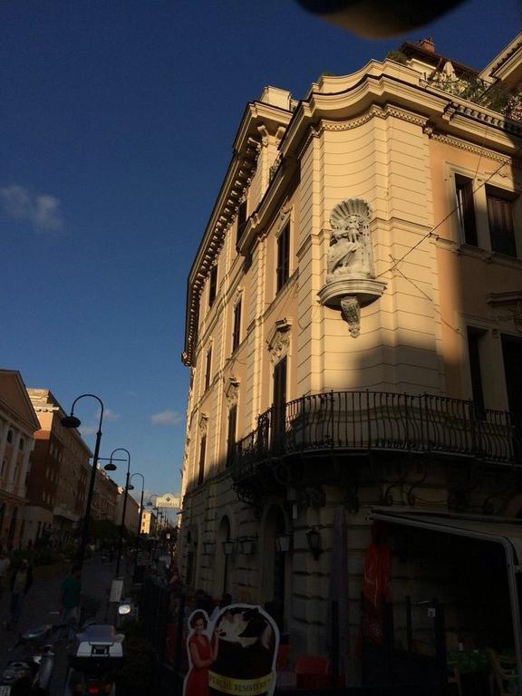 Alibrandi Palace Civitavecchia Bagian luar foto