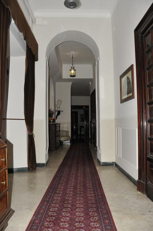 Alibrandi Palace Civitavecchia Bagian luar foto