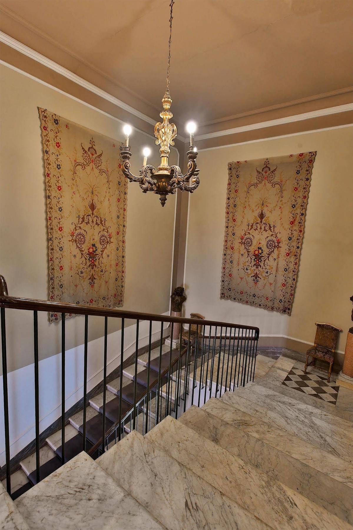 Alibrandi Palace Civitavecchia Bagian luar foto
